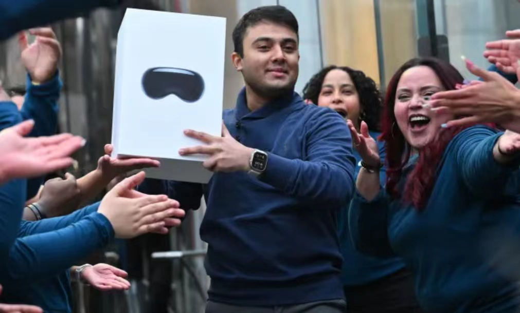 Apple的Vision Pro虚拟现实头显在美国开卖！  第1张